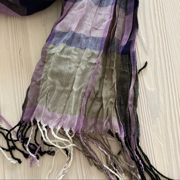 Multicolored scarf - Picture 3 of 5